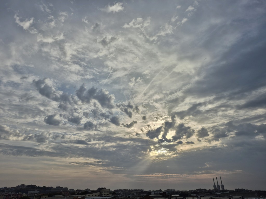 Foto: Amanecer - Sant Adrià de Besòs (Barcelona), España