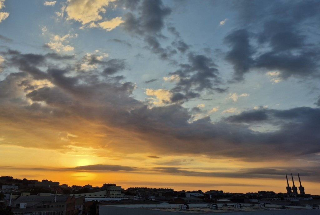 Foto: Amanecer - Sant Adrià de Besòs (Barcelona), España