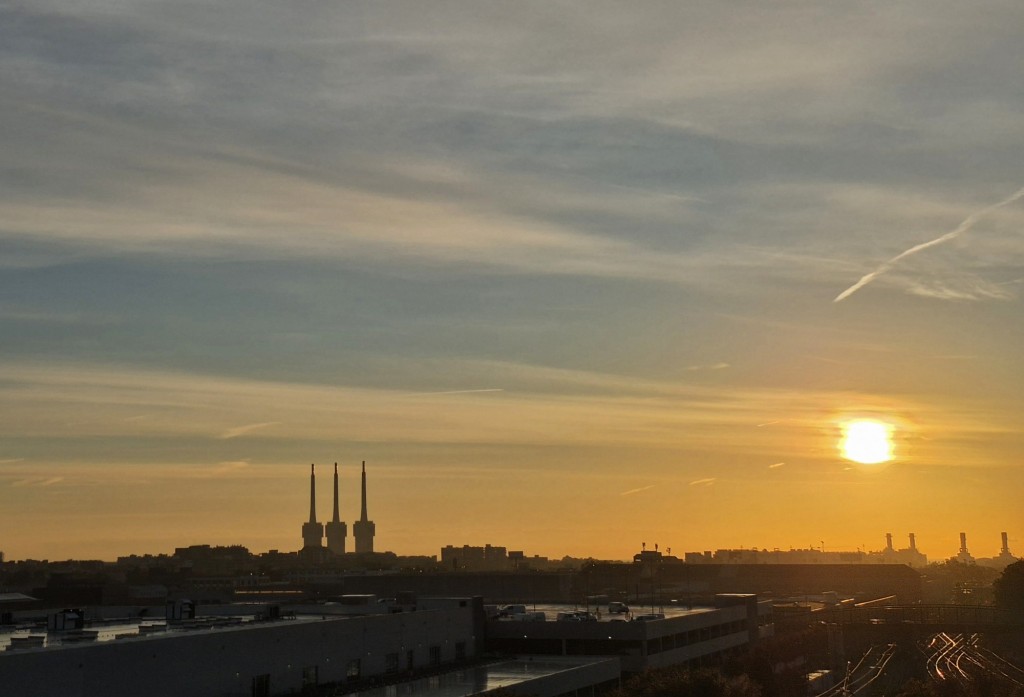 Foto: Amanecer - Sant Adrià de Besòs (Barcelona), España