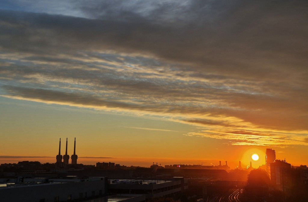 Foto: Amanecer - Sant Adrià de Besòs (Barcelona), España