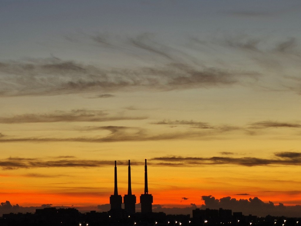 Foto: Amanecer - Sant Adrià de Besòs (Barcelona), España