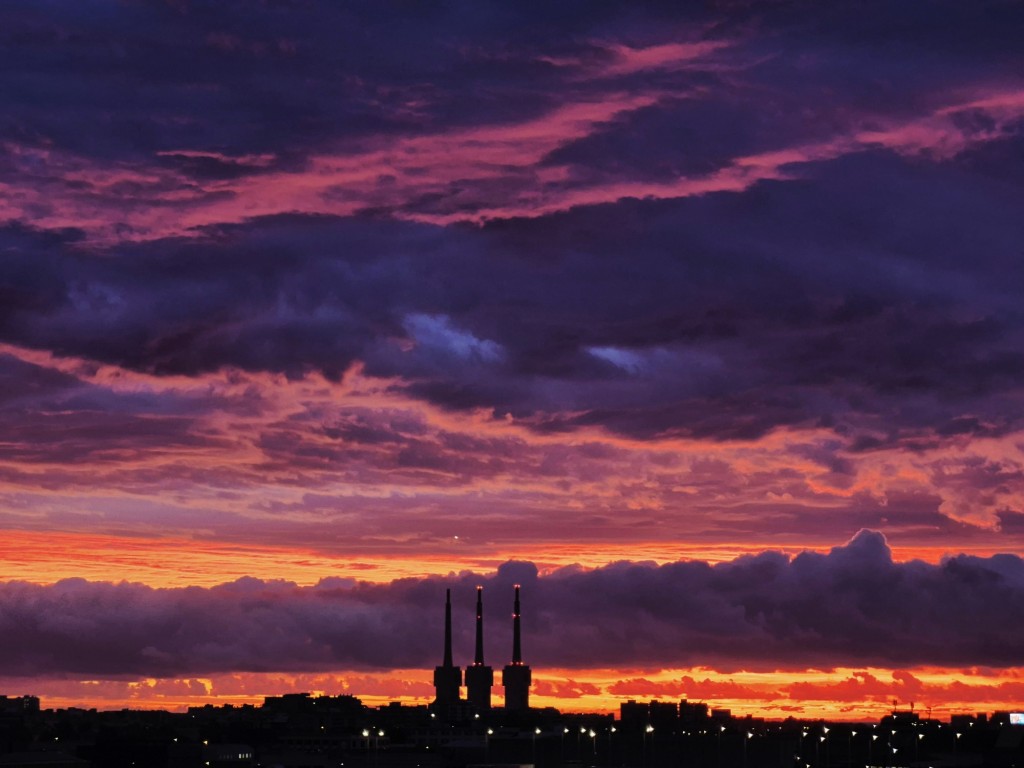 Foto: Amanecer - Sant Adrià de Besòs (Barcelona), España