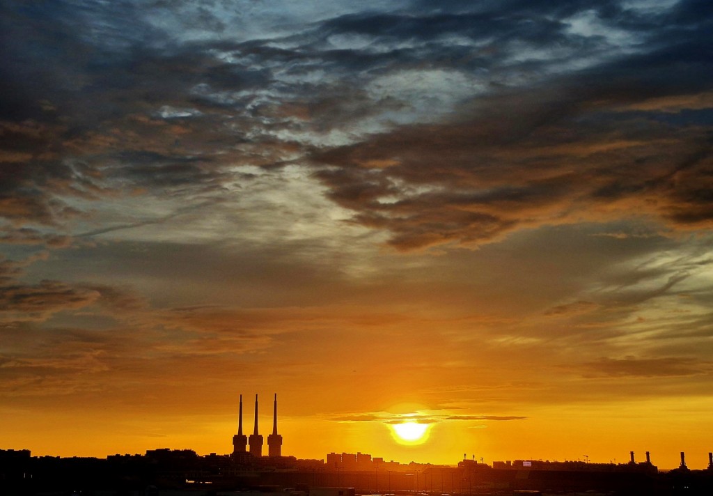 Foto: Amanecer - Sant Adrià de Besòs (Barcelona), España