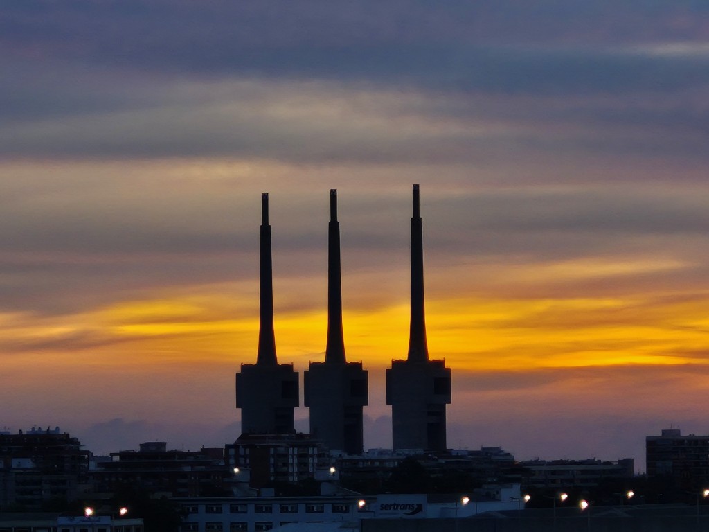 Foto: Amanecer - Sant Adrià de Besòs (Barcelona), España