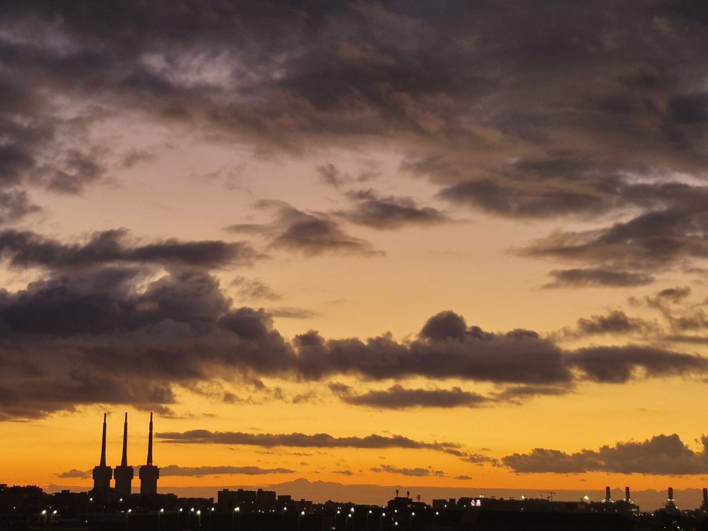 Foto: Amanecer - Sant Adrià de Besòs (Barcelona), España