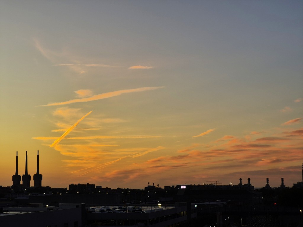 Foto: Amanecer - Sant Adrià de Besòs (Barcelona), España