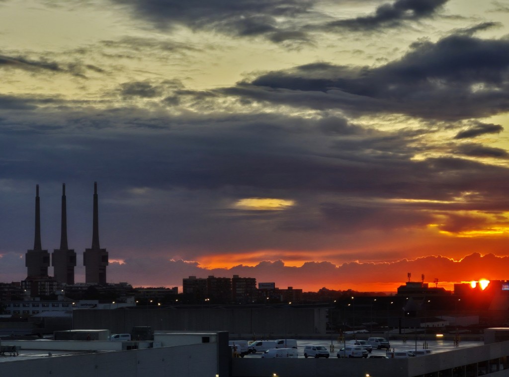 Foto: Amanecer - Sant Adrià de Besòs (Barcelona), España