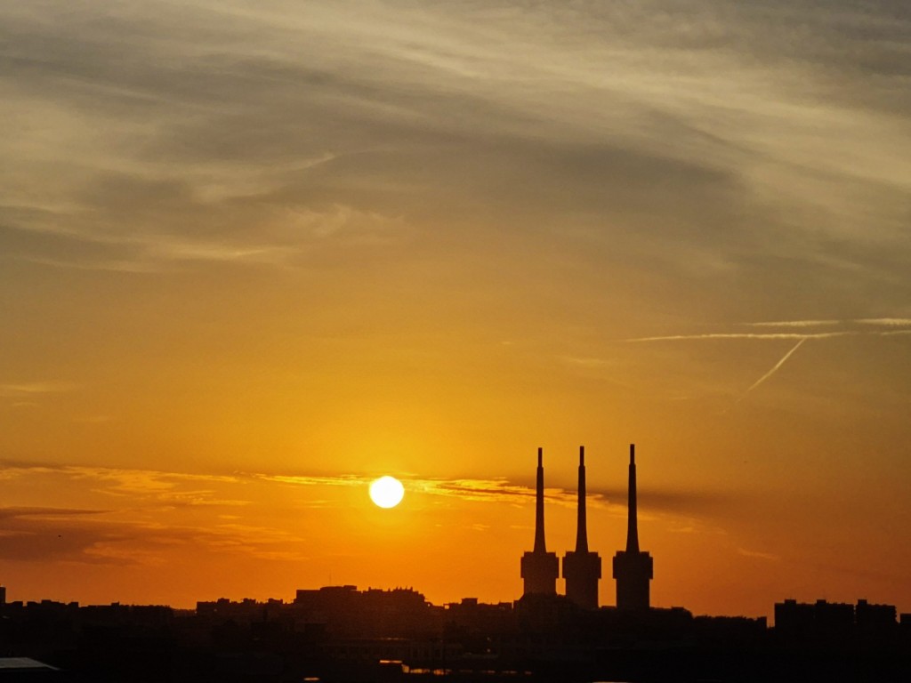 Foto: Amanecer - Sant Adrià de Besòs (Barcelona), España