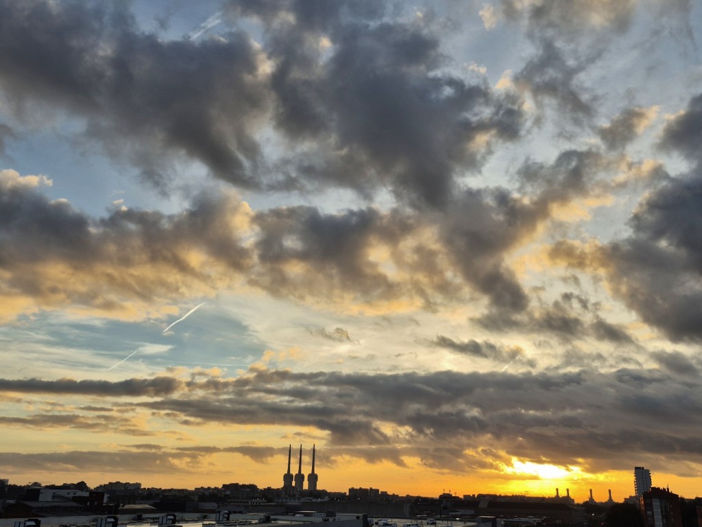 Foto: Amanecer - Sant Adrià de Besòs (Barcelona), España
