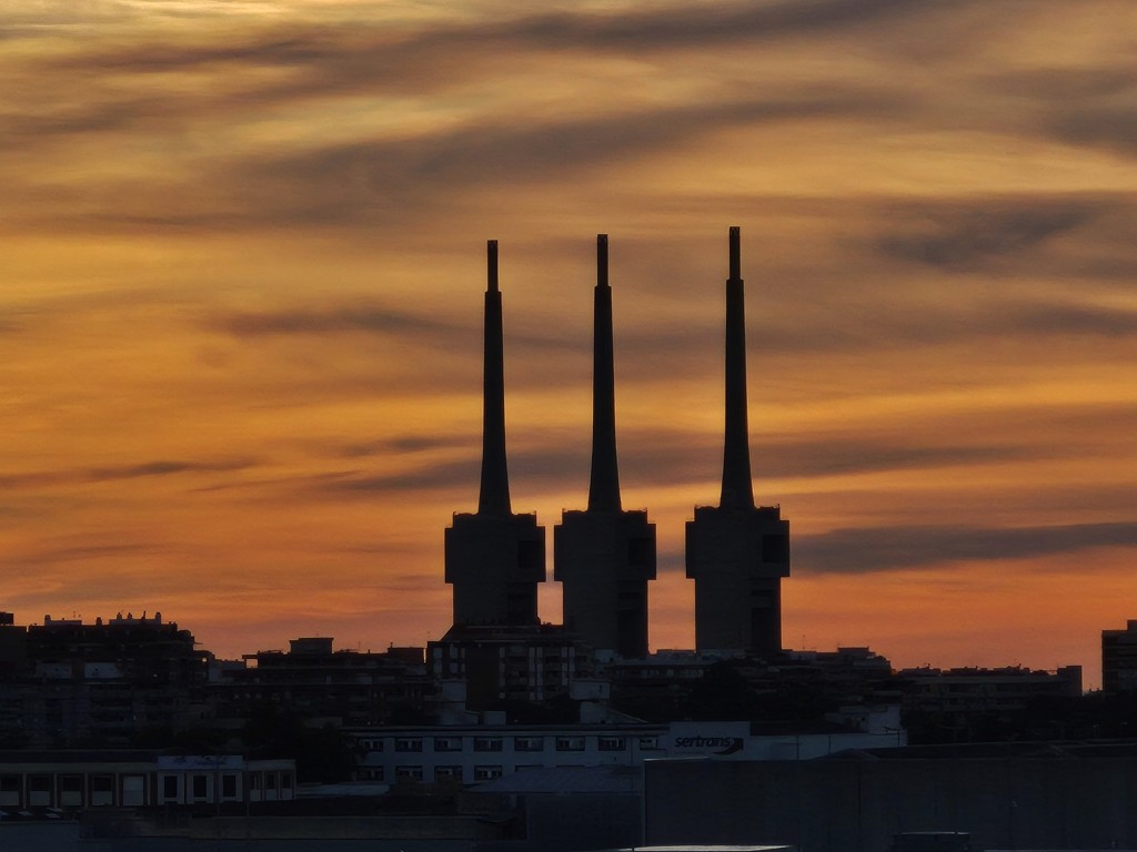 Foto: Amanecer - Sant Adrià de Besòs (Barcelona), España