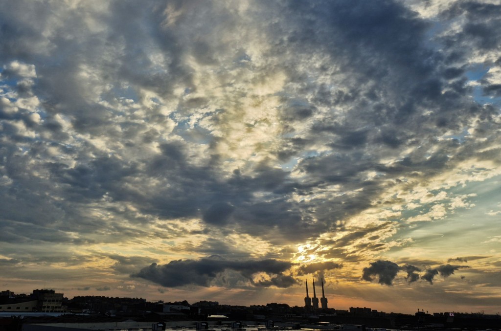 Foto: Amanecer - Sant Adrià de Besòs (Barcelona), España