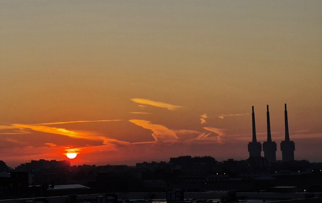 Foto: Amanecer - Sant Adrià de Besòs (Barcelona), España