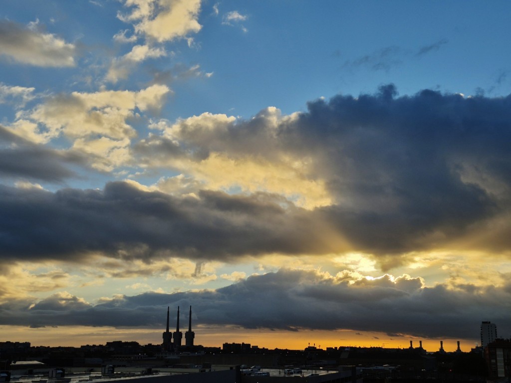 Foto: Amanecer - Sant Adrià de Besòs (Barcelona), España