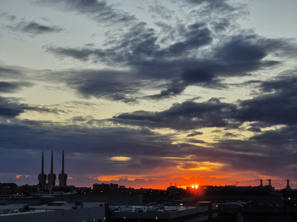 Foto: Amanecer - Sant Adrià de Besòs (Barcelona), España