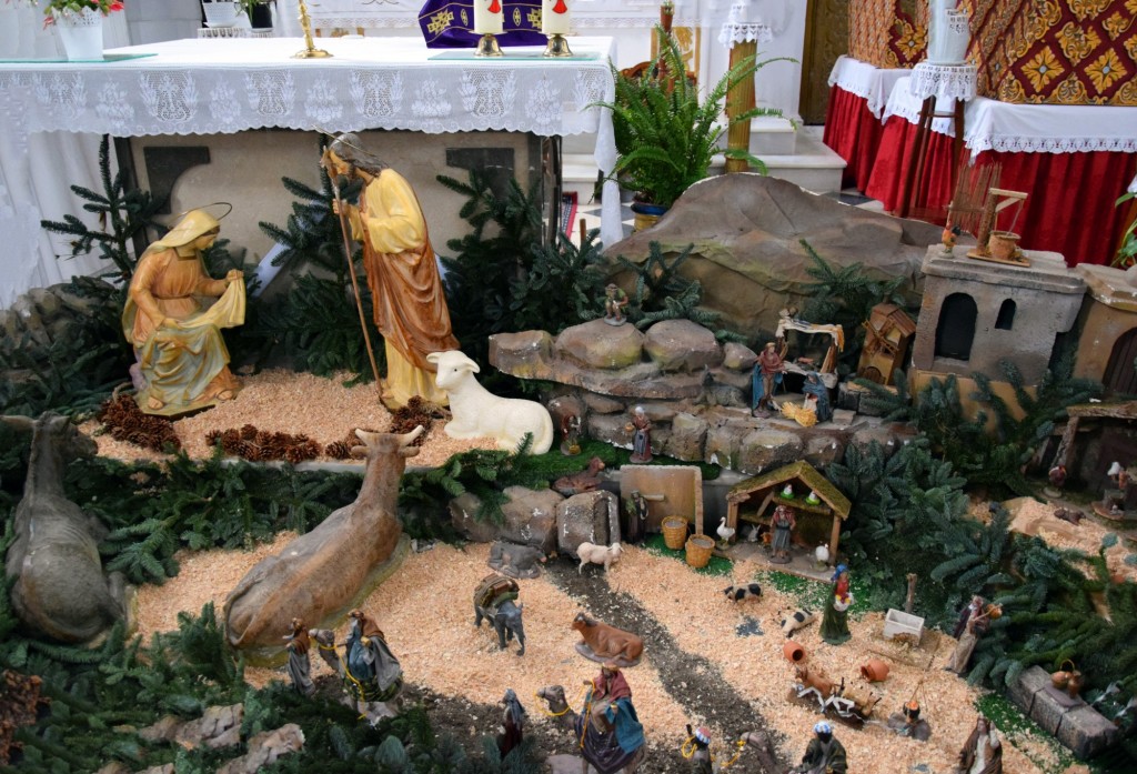 Foto: Nacimiento en el interior de la Iglesia - Soportujar (Granada), España