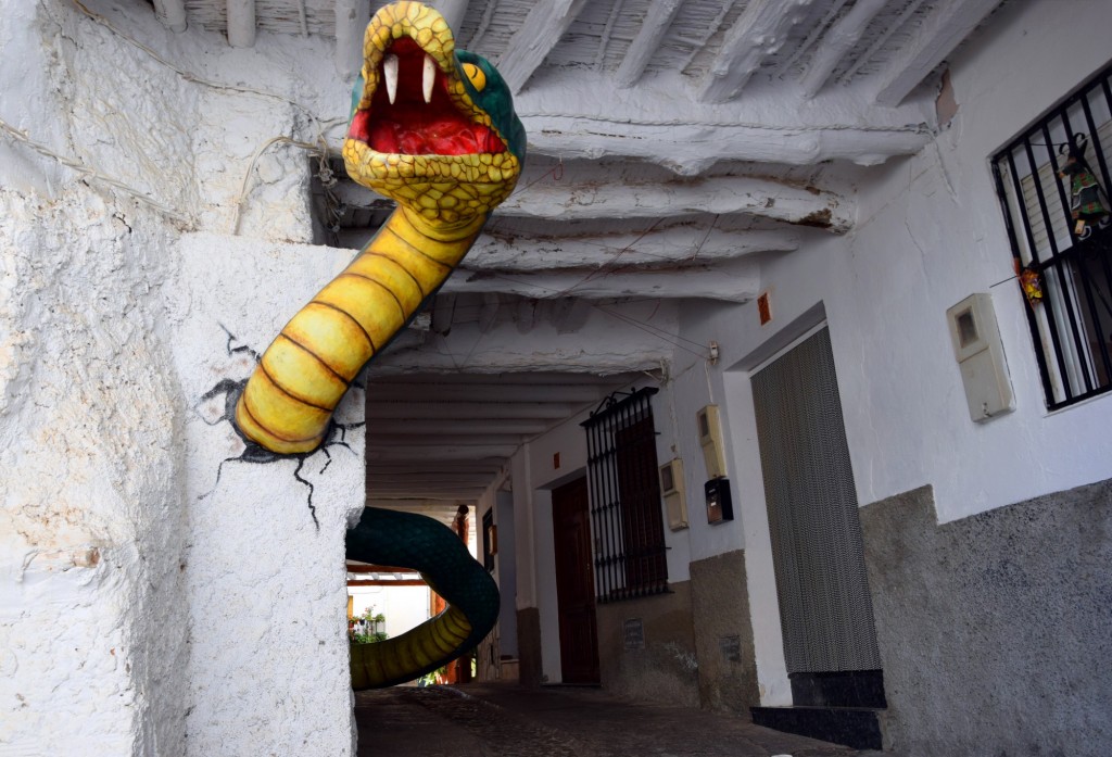 Foto: Serpiente gigante y maléfica - Soportujar (Granada), España