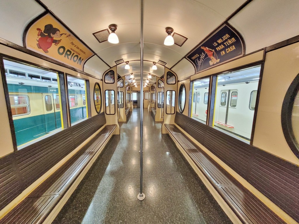 Foto: Centenario Metro Barcelona - Barcelona (Cataluña), España