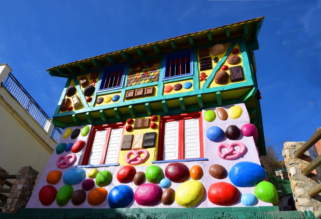 Foto: Hecha sobre el antiguo depósito de agua - Soportujar (Granada), España