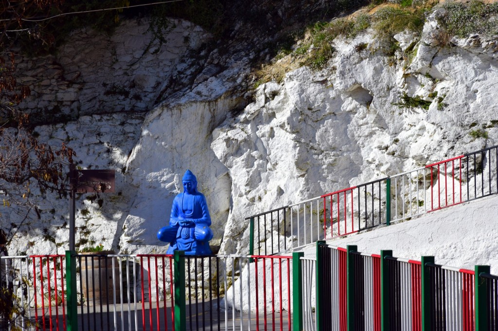 Foto: El pueblo alberga el primer Centro Budista de España - Soportujar (Granada), España
