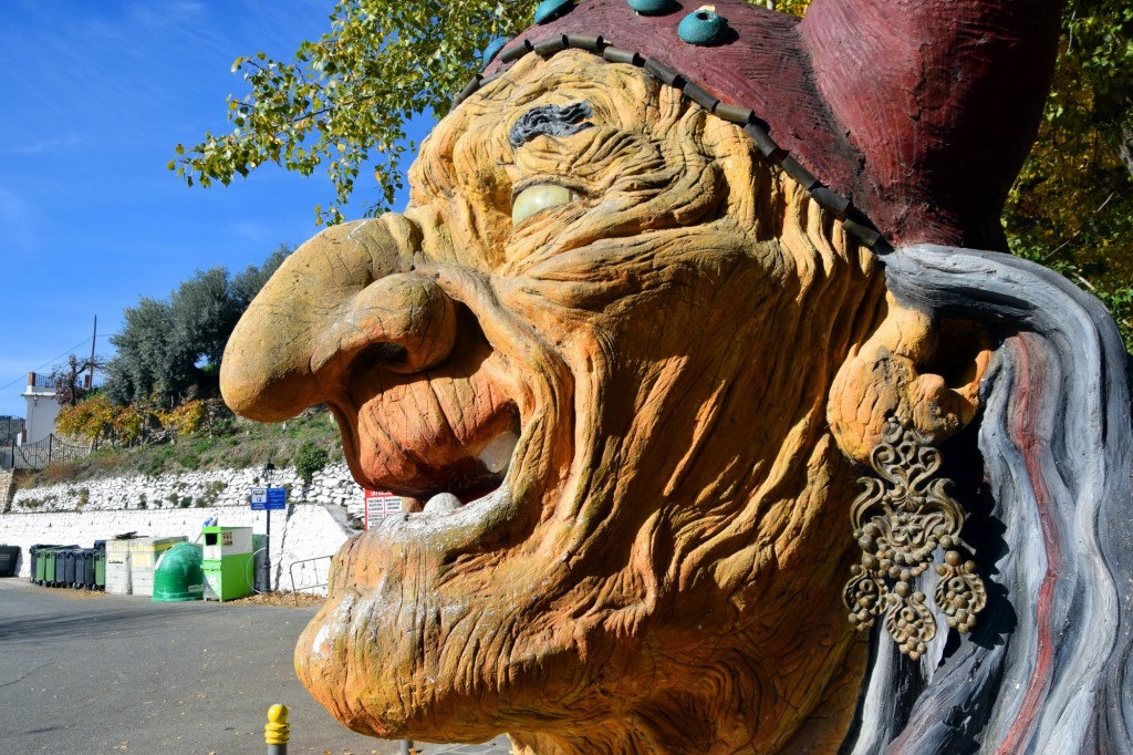 Foto: Según la leyenda ésta bruja malvada comía niños - Soportujar (Granada), España