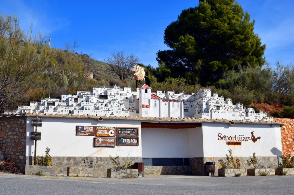 Foto: Maqueta recreación del pueblo - Soportujar (Granada), España