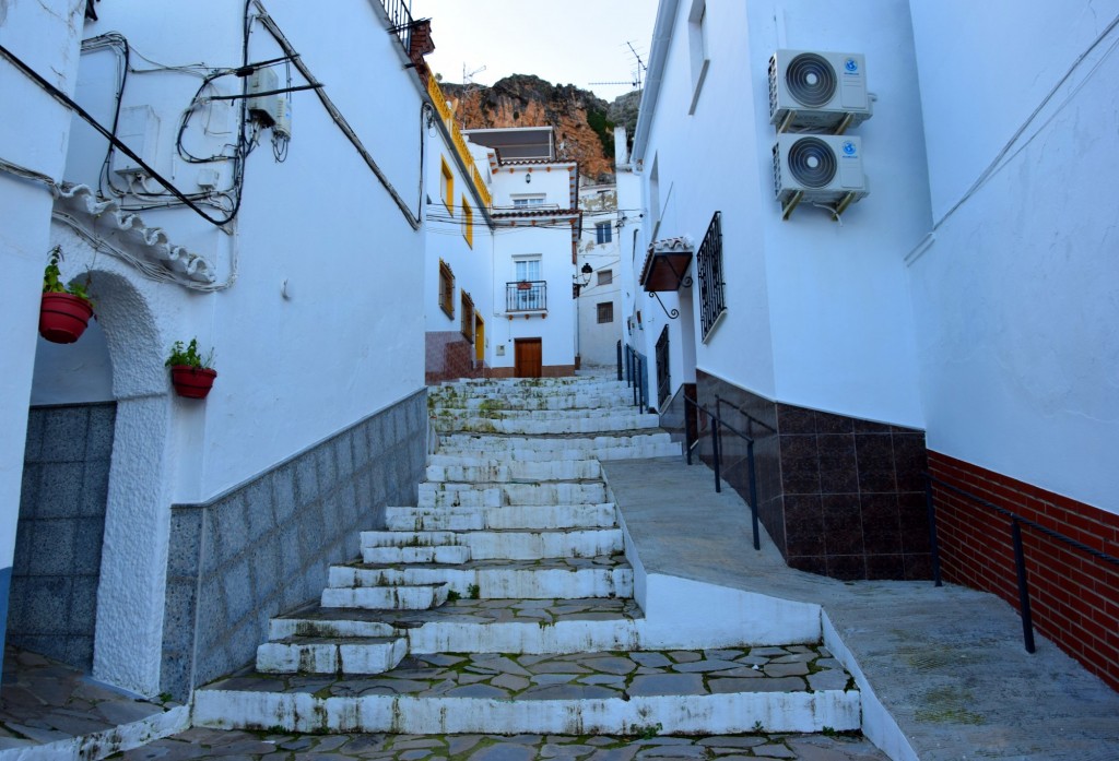 Foto: La Escalonada Calle Osario - Benaoján (Málaga), España