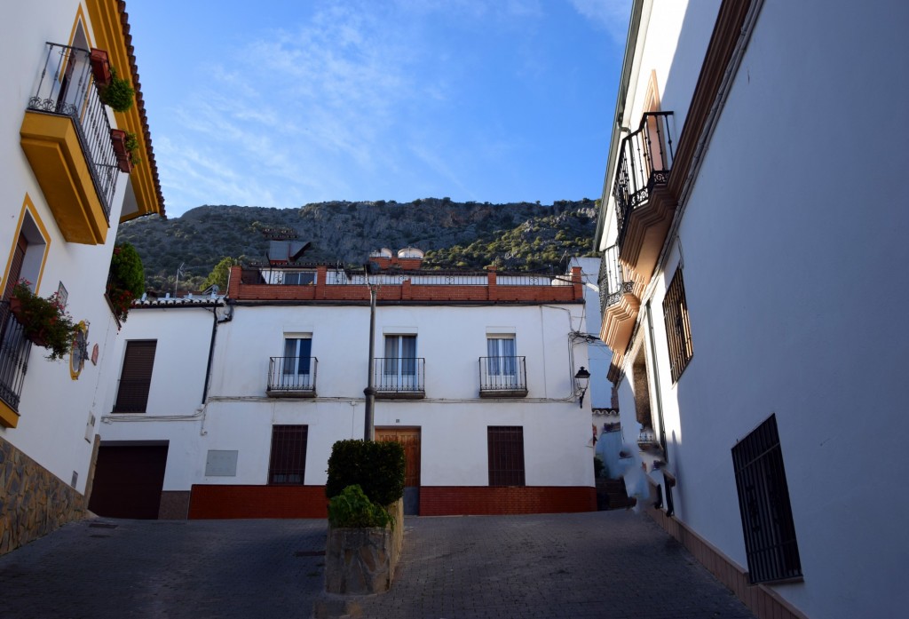 Foto: Subida a Calle Fuente - Benaoján (Málaga), España