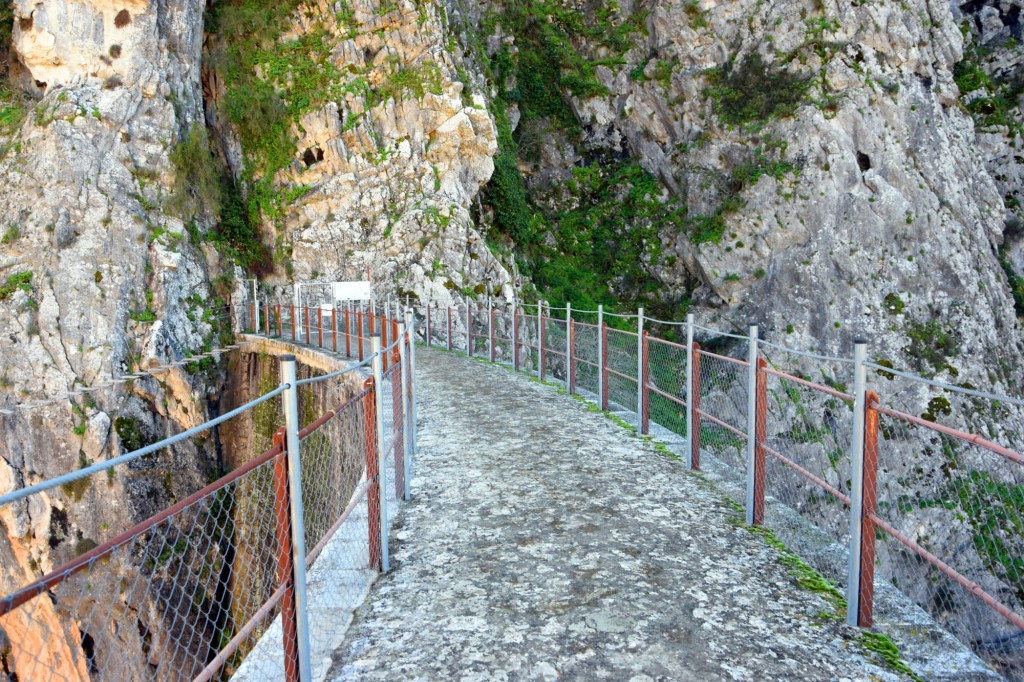 Foto: Sistema Hundidero - Gato y Presa de los Caballeros - Montejaque (Málaga), España