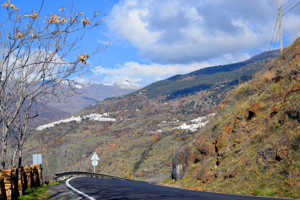 Foto: Vista desde la carretera - Bubión (Granada), España