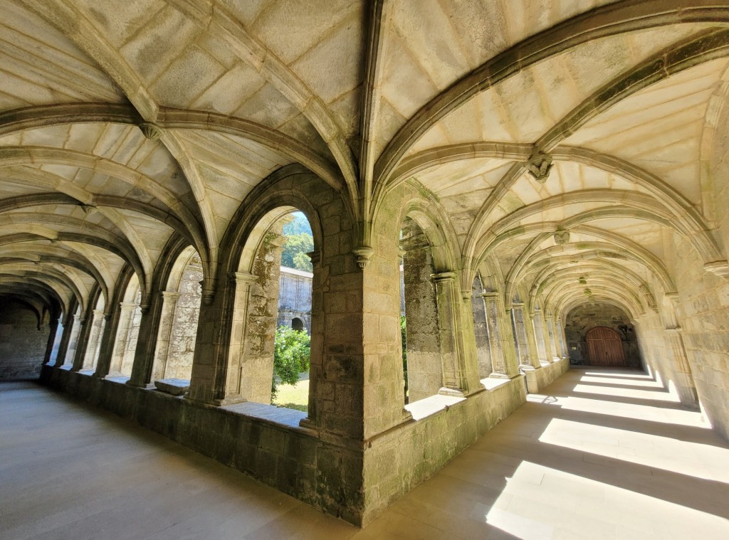 Foto: Monasterio de Santa María - Armenteira (Pontevedra), España
