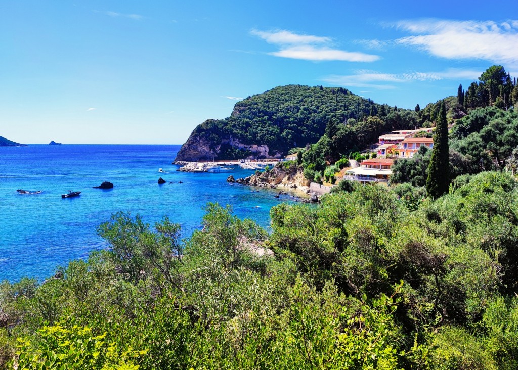 Foto: Palaiokastritsa - Παλαιοκαστρίτσα (Ionian Islands), Grecia