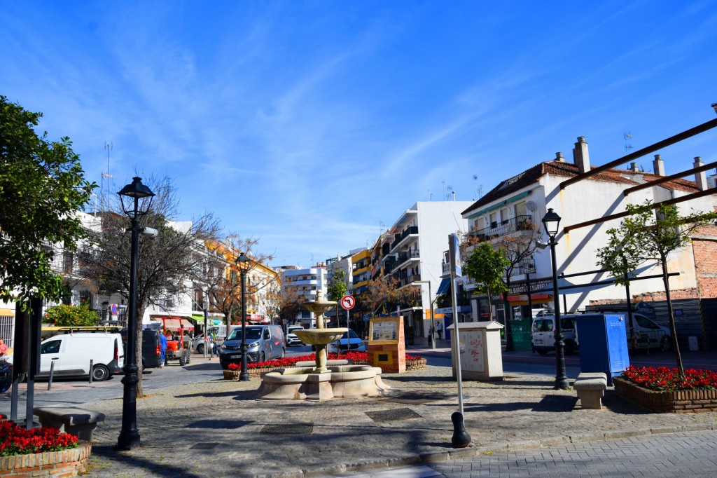 Foto: Plaza Angeles Rodriguez de Rivera - Marbella (Málaga), España