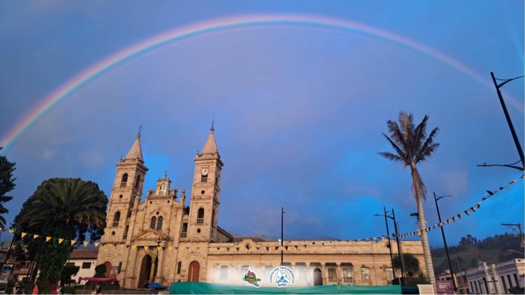 Foto: Iglesia San Juan Bautista de Villapinzón - Villapinzón (Cundinamarca), Colombia