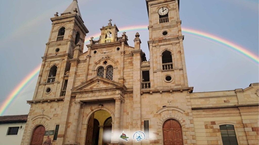 Foto: Iglesia San Juan Bautista de Villapinzón - Villapinzón (Cundinamarca), Colombia