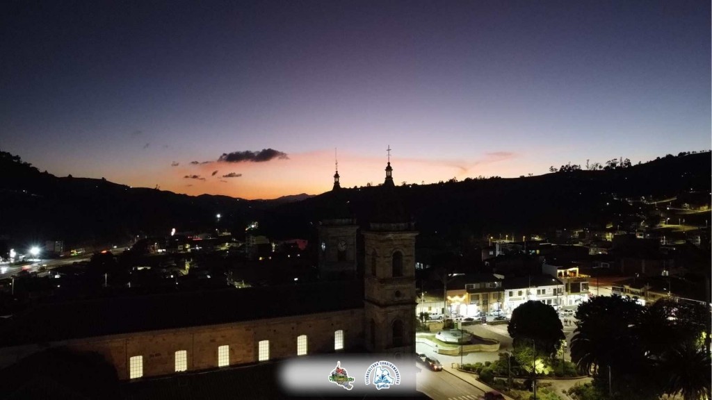 Foto: Iglesia San Juan Bautista de Villapinzón - Villapinzón (Cundinamarca), Colombia