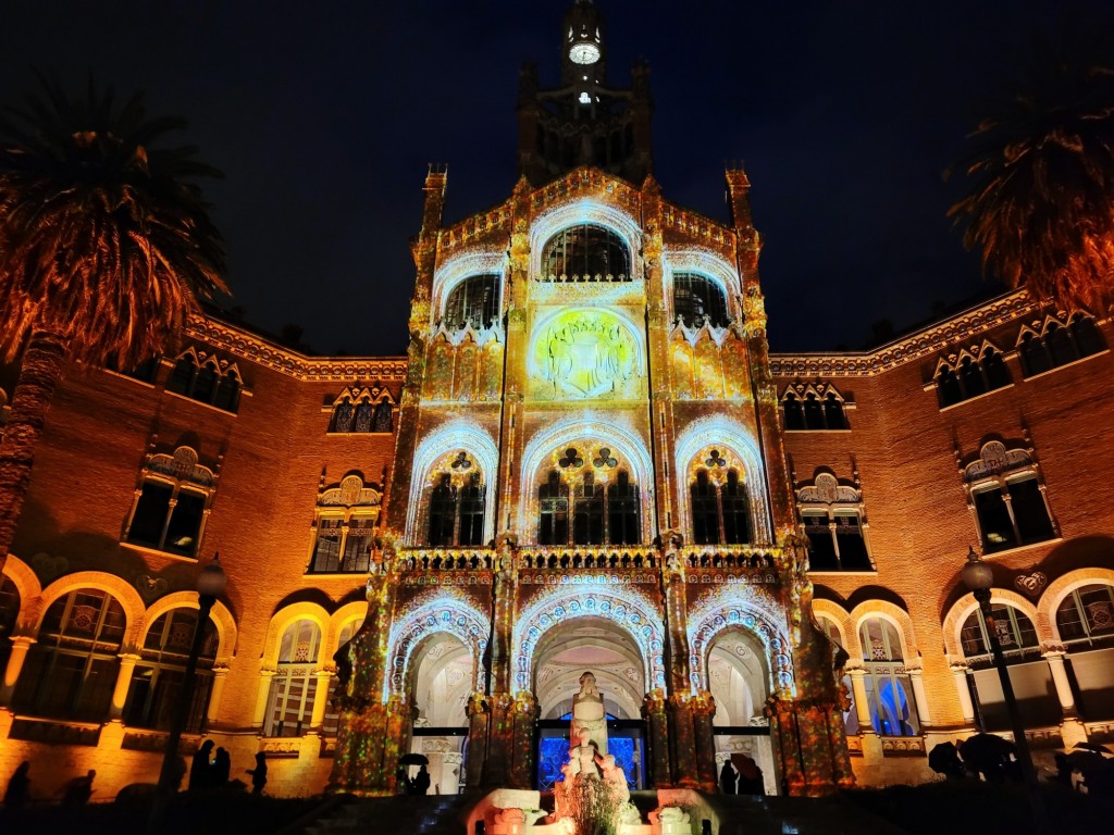 Foto: Luces en el hospital de Sant Pau - Barcelona (Cataluña), España
