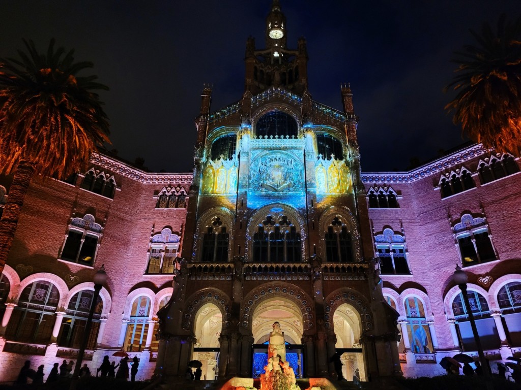 Foto: Luces en el hospital de Sant Pau - Barcelona (Cataluña), España