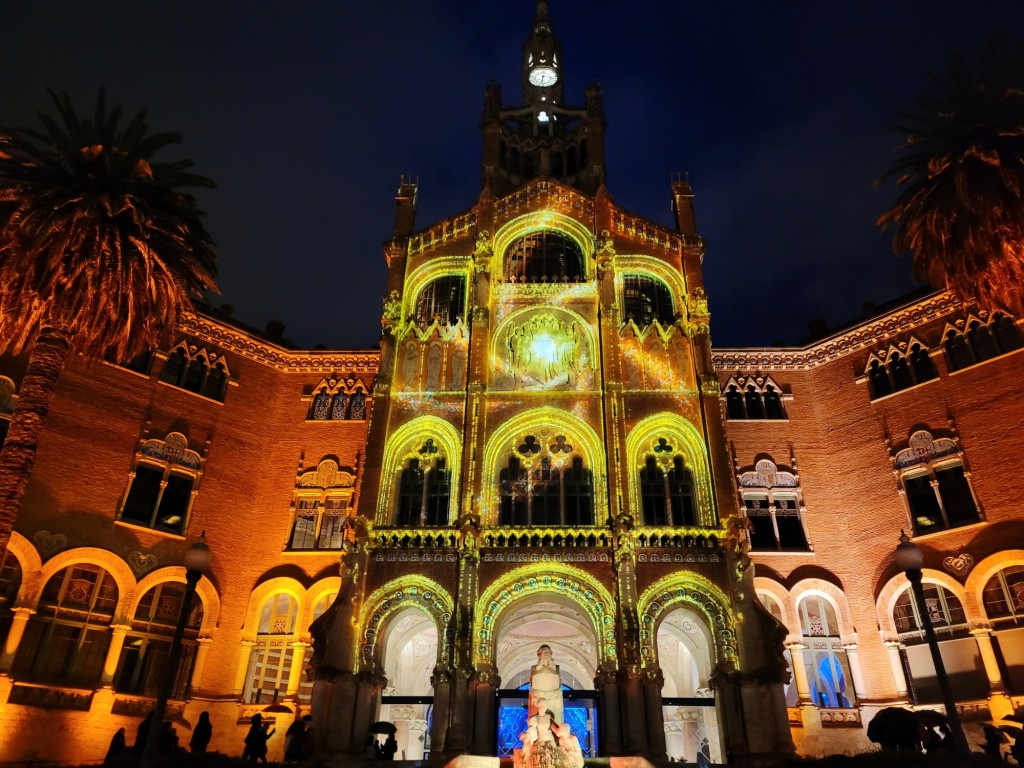 Foto: Luces en el hospital de Sant Pau - Barcelona (Cataluña), España