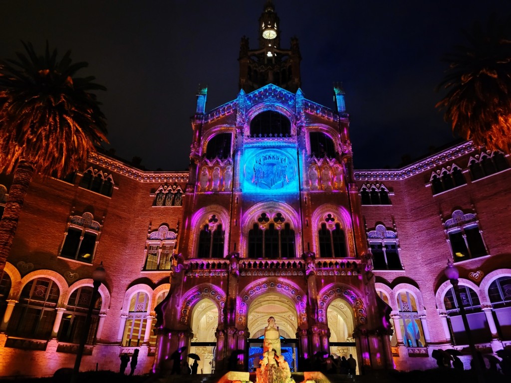 Foto: Luces en el hospital de Sant Pau - Barcelona (Cataluña), España