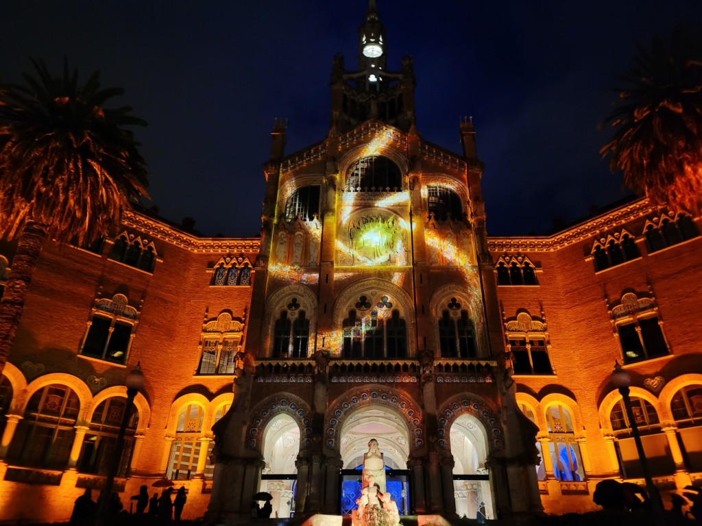 Foto: Luces en el hospital de Sant Pau - Barcelona (Cataluña), España