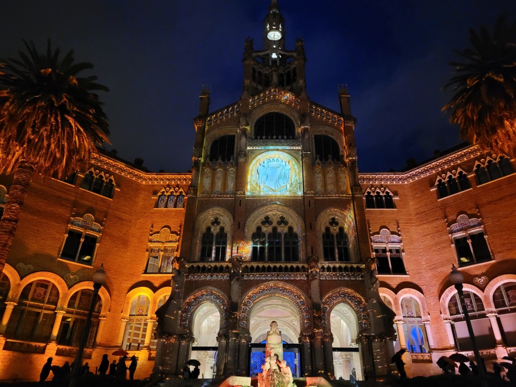 Foto: Luces en el hospital de Sant Pau - Barcelona (Cataluña), España