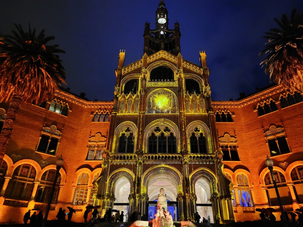 Foto: Luces en el hospital de Sant Pau - Barcelona (Cataluña), España