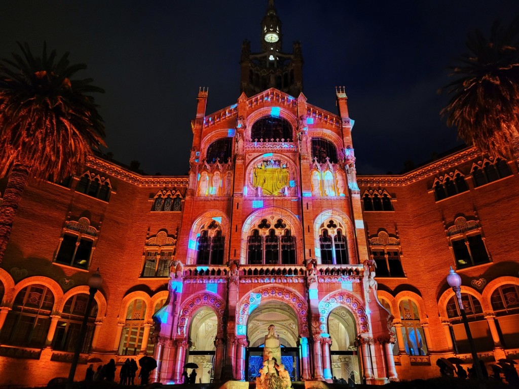 Foto: Luces en el hospital de Sant Pau - Barcelona (Cataluña), España