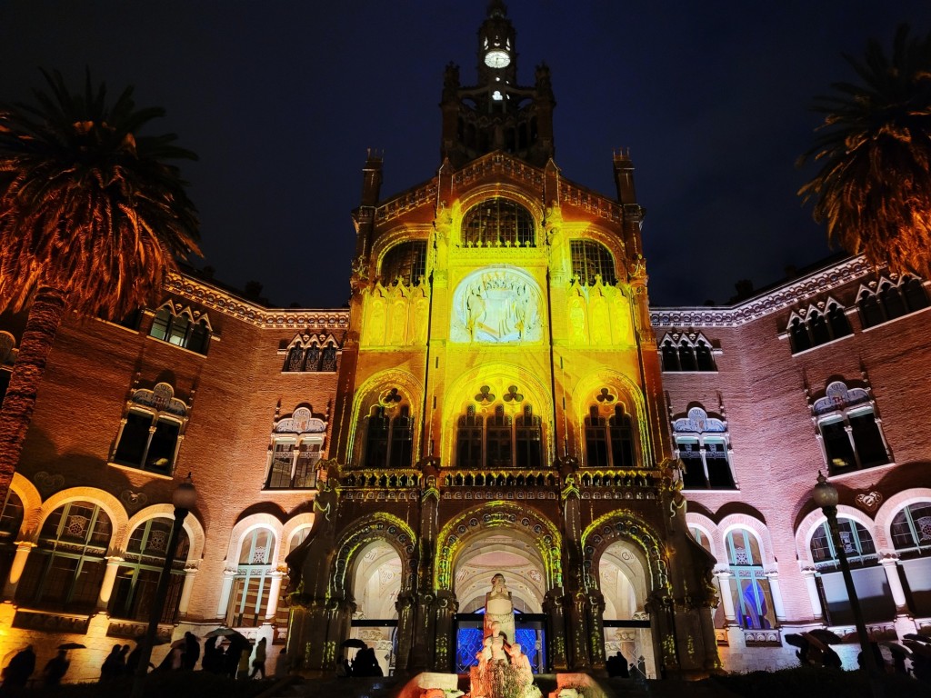 Foto: Luces en el hospital de Sant Pau - Barcelona (Cataluña), España