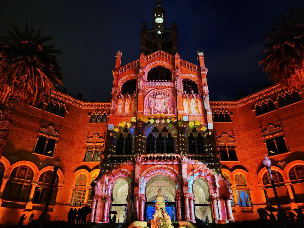Foto: Luces en el hospital de Sant Pau - Barcelona (Cataluña), España