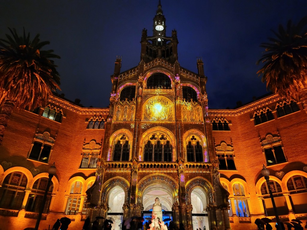 Foto: Luces en el hospital de Sant Pau - Barcelona (Cataluña), España