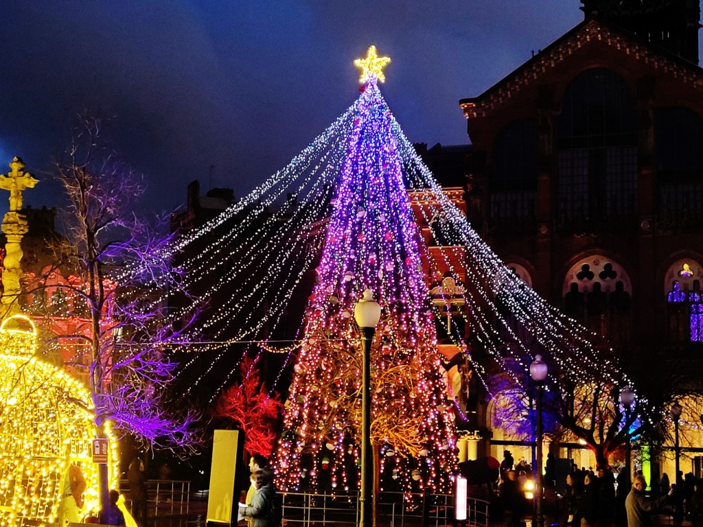 Foto: Luces en el hospital de Sant Pau - Barcelona (Cataluña), España