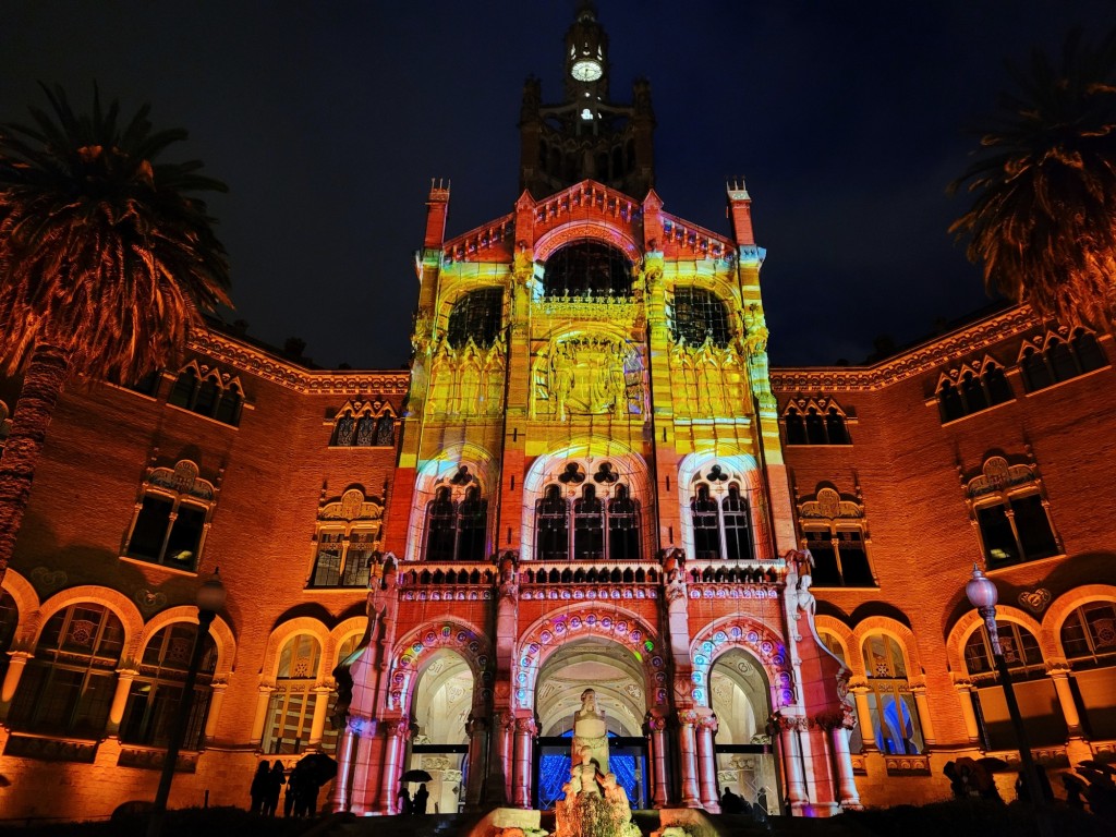 Foto: Luces en el hospital de Sant Pau - Barcelona (Cataluña), España