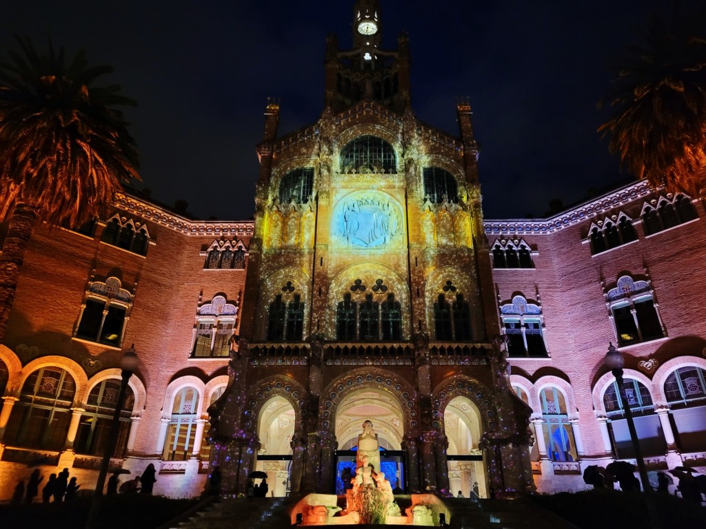 Foto: Luces en el hospital de Sant Pau - Barcelona (Cataluña), España
