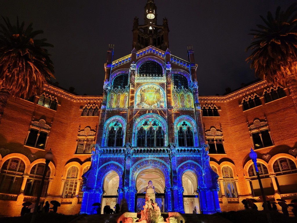 Foto: Luces en el hospital de Sant Pau - Barcelona (Cataluña), España